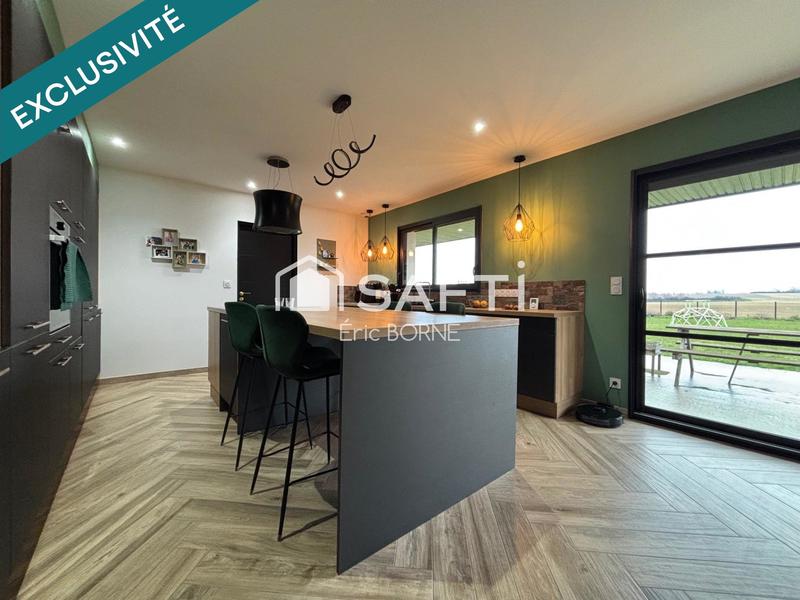 Maison - 212 m² - 8 pièces