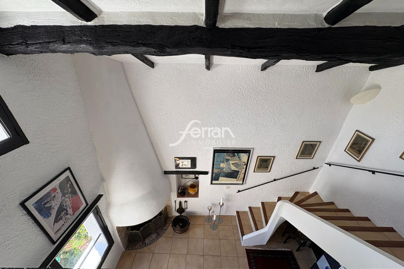 Appartement - 93 m² - 3 pièces