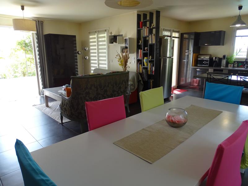 Maison - 91 m² - 5 pièces