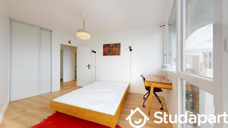 Chambre - 11 m² - 1 pièce