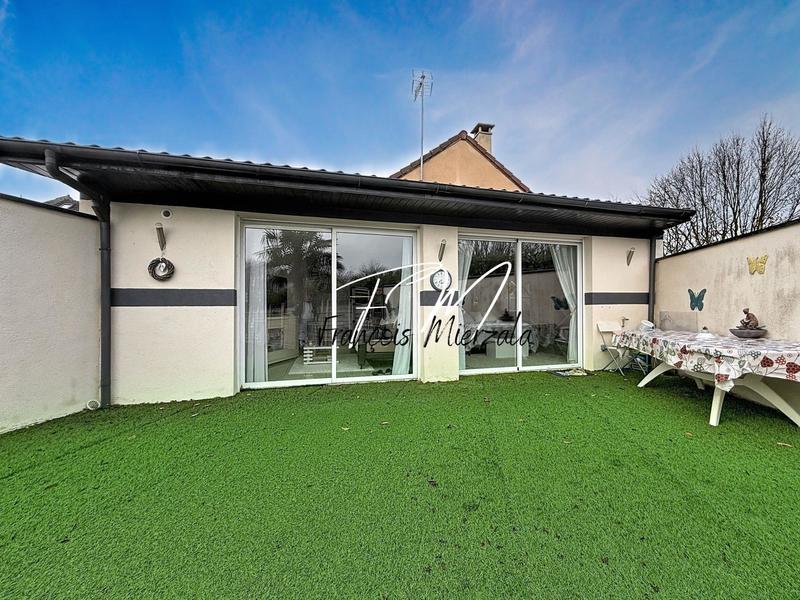 Maison - 87 m² - 5 pièces