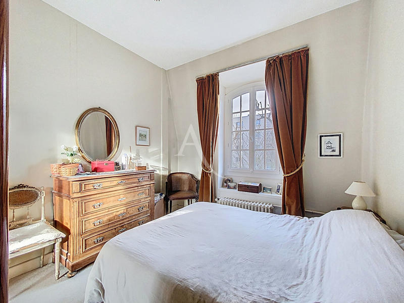 Appartement - 90 m² - 4 pièces