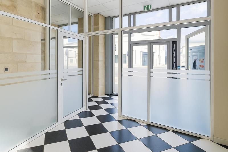 Local commercial - 121 m²