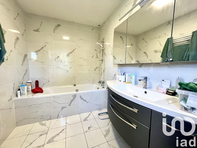 Maison - 127 m² - 6 pièces