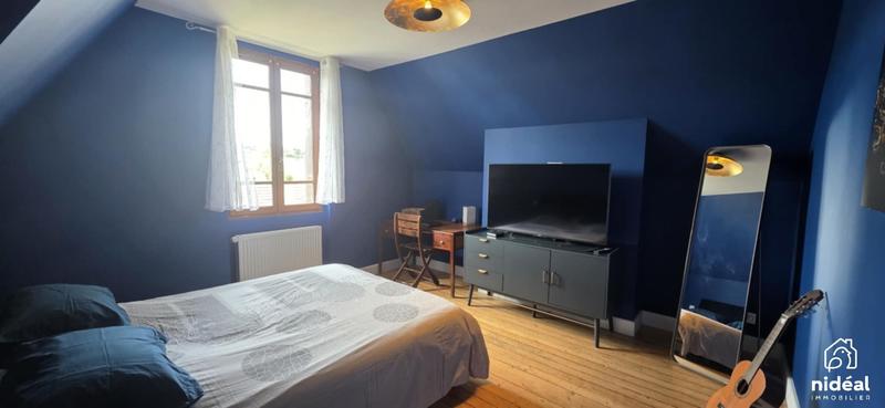 Maison - 178 m² - 8 pièces