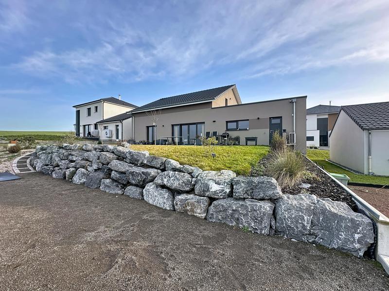 Pavillon - 185 m² - 8 pièces