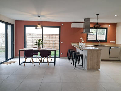 Maison - 120 m² - 6 pièces