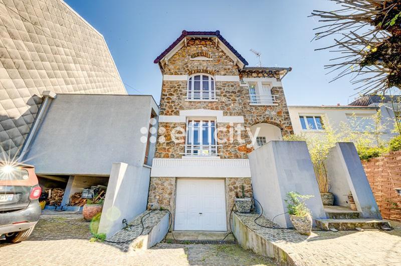 Maison - 170 m² - 6 pièces