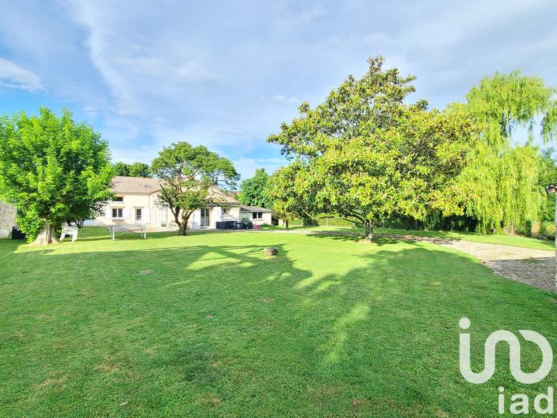 Maison - 264 m² - 6 pièces