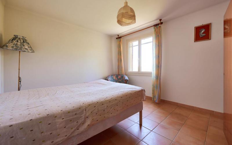 Maison - 181 m² - 7 pièces