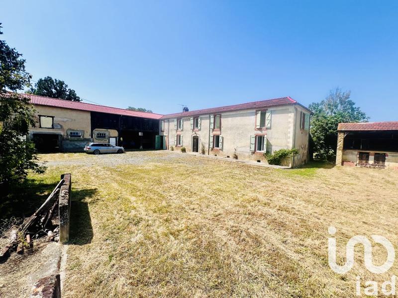 Maison - 260 m² - 7 pièces