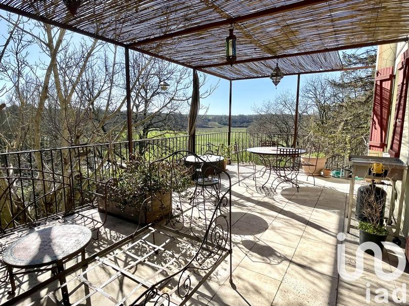 Maison - 161 m² - 6 pièces