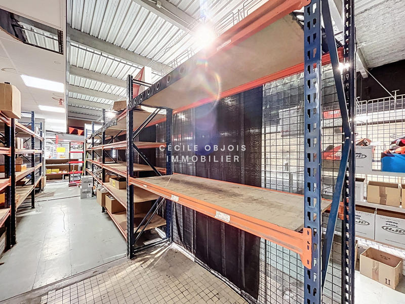 Local commercial - 348 m²