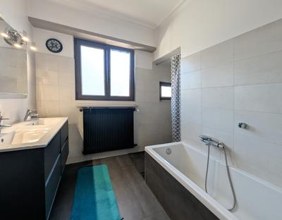 Maison - 144 m² - 6 pièces