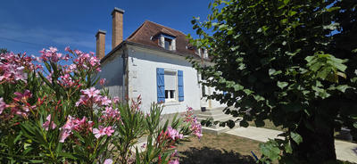 Maison - 179 m² - 5 pièces