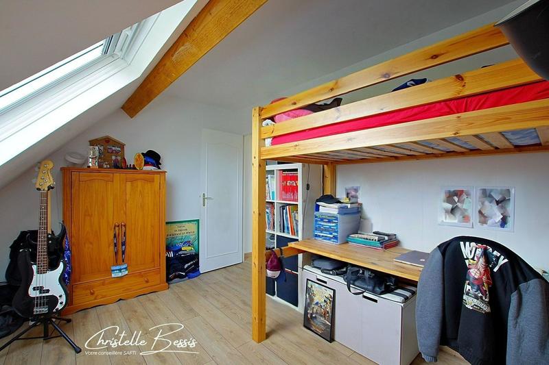 Maison - 104 m² - 4 pièces