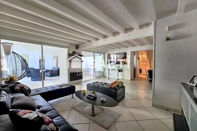 Duplex - 95 m² - 4 pièces