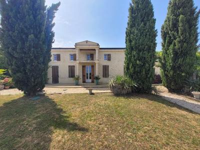 Maison en pierre - 170 m² - 7 pièces