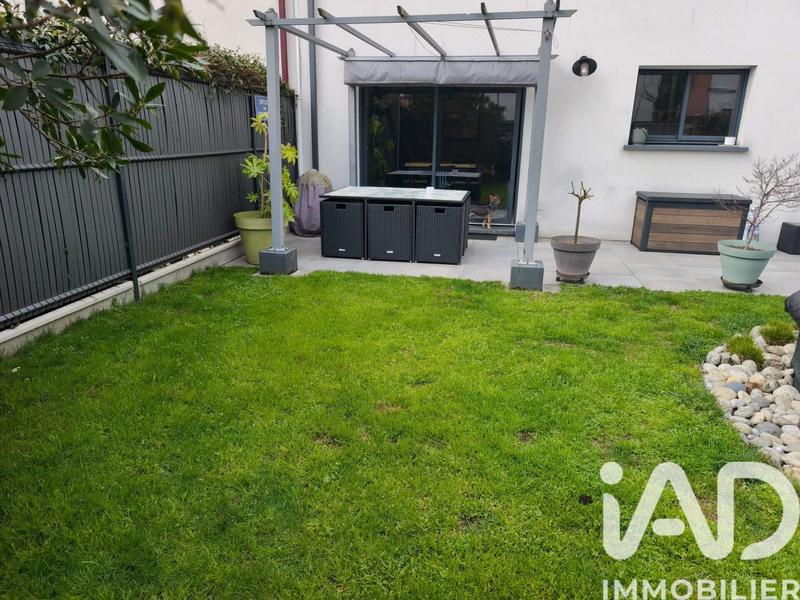 Maison de ville - 93 m² - 4 pièces