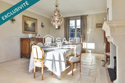 Maison de maîtres - 400 m² - 11 pièces