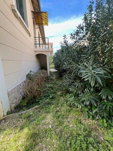 Maison - 104 m² - 4 pièces