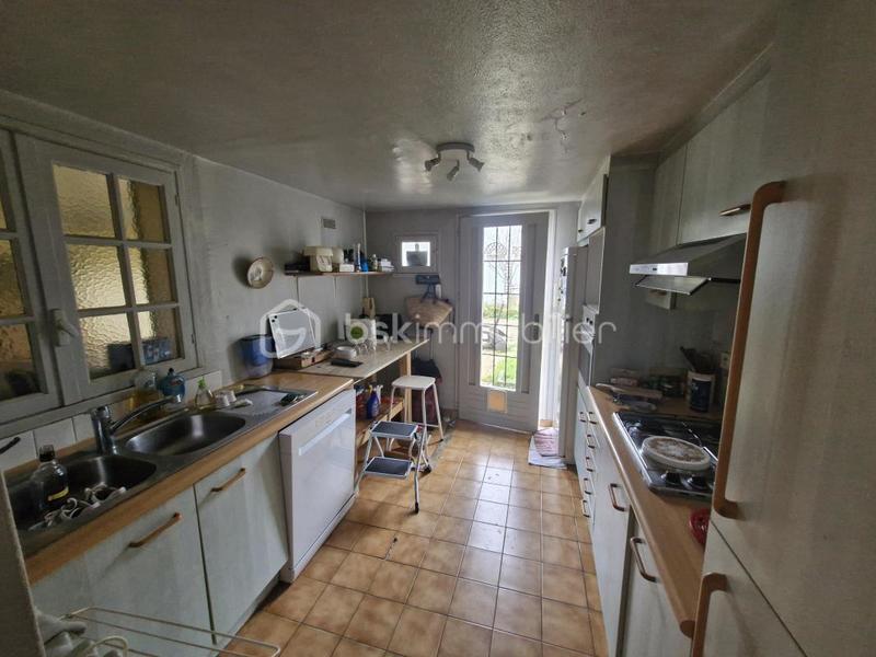 Maison traditionnelle - 163 m² - 6 pièces