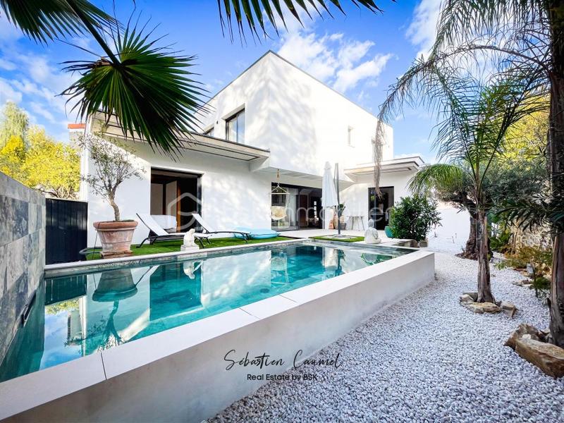 Maison d'architecte - 161 m² - 7 pièces