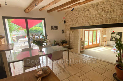 Maison - 307 m² - 7 pièces