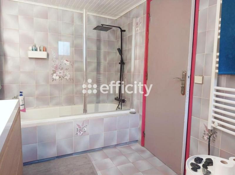 Pavillon - 125 m² - 5 pièces