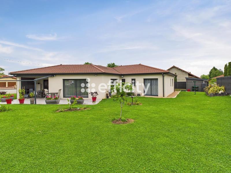 Maison - 142 m² - 5 pièces