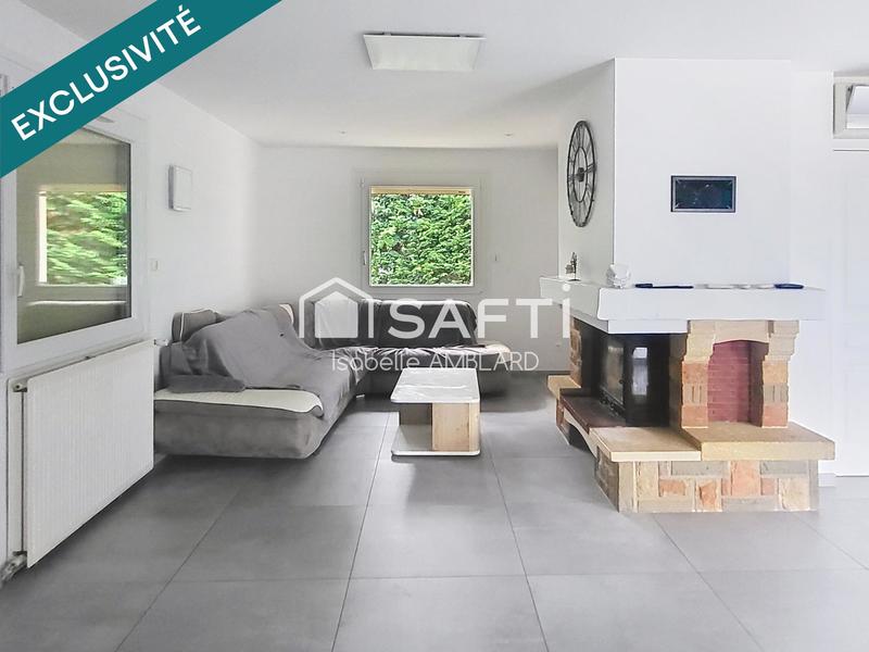 Maison - 180 m² - 8 pièces