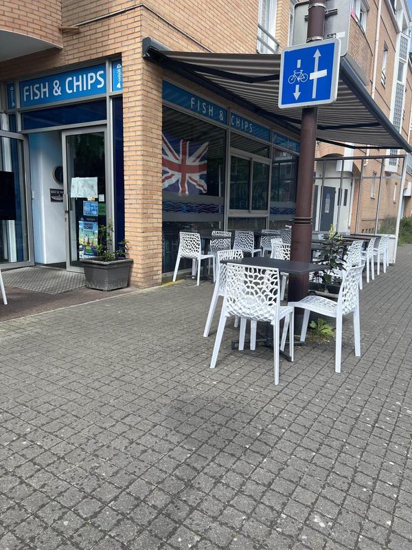 Local commercial - 90 m² - 2 pièces