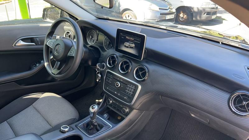 Mercedes Gla 180 122 Intuition
