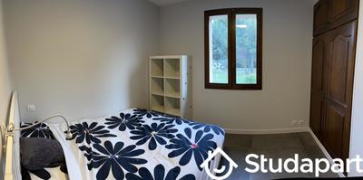 Chambre - 9 m² - 1 pièce