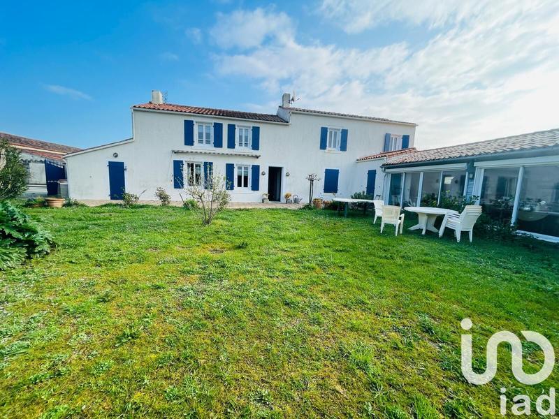 Maison de village - 160 m² - 8 pièces