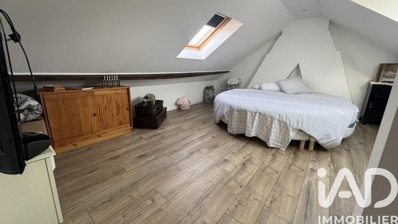 Maison - 99 m² - 5 pièces