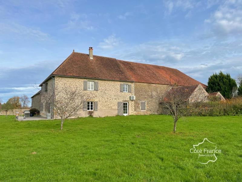 Ferme - 381 m² - 11 pièces