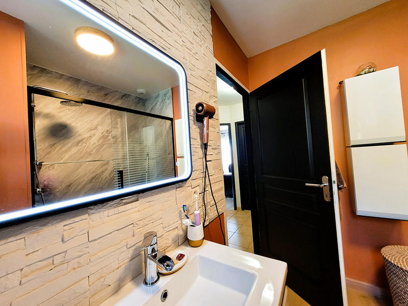 Maison - 94 m² - 5 pièces