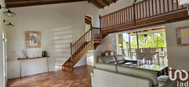 Maison - 211 m² - 9 pièces