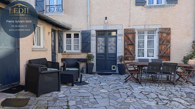 Maison de village - 200 m² - 6 pièces