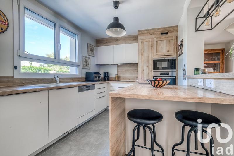 Maison - 165 m² - 8 pièces