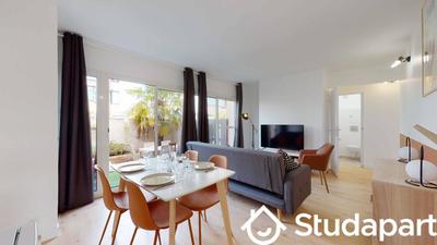 Chambre - 9 m² - 1 pièce