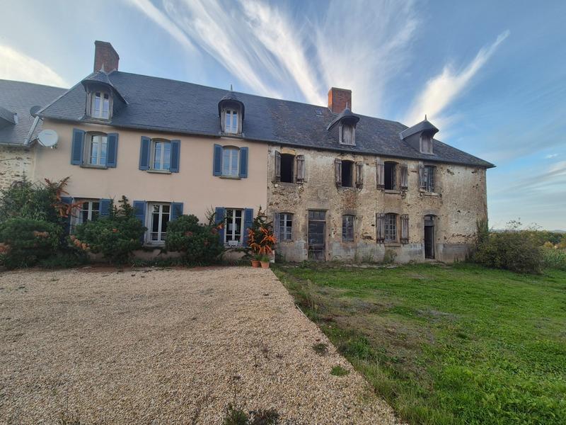 Maison - 150 m² - 8 pièces