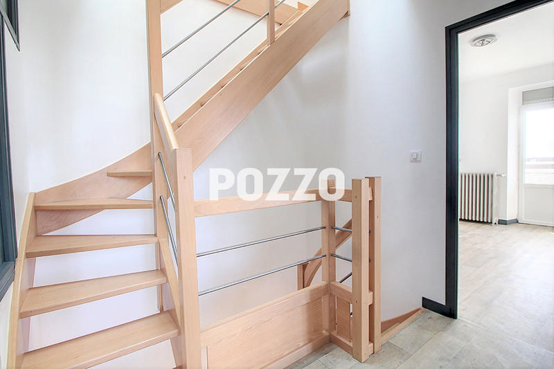 Appartement - 70 m² - 5 pièces