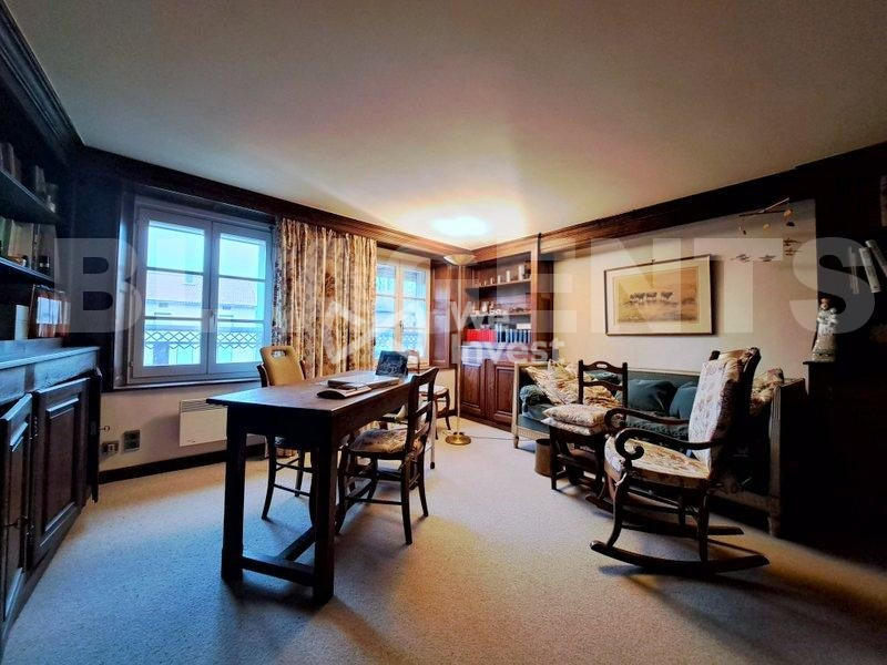 Maison - 300 m² - 7 pièces