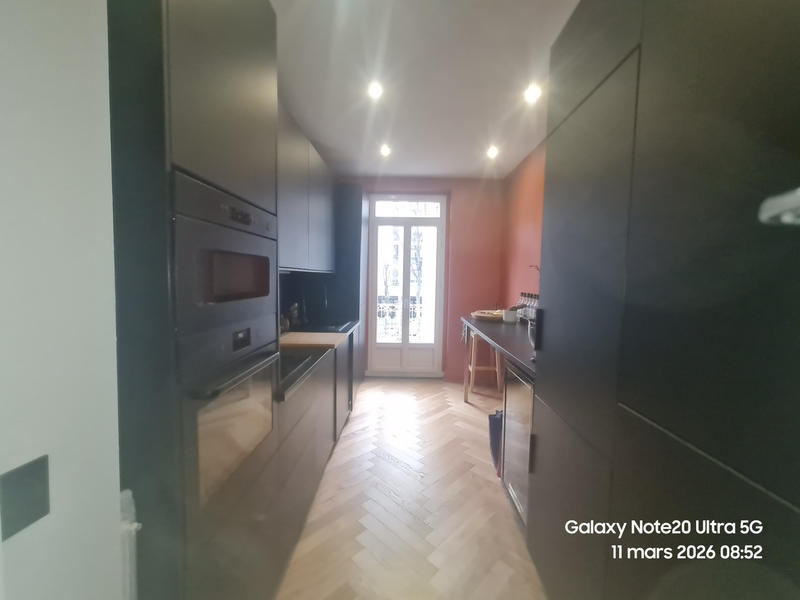 Appartement - 93 m² - 3 pièces