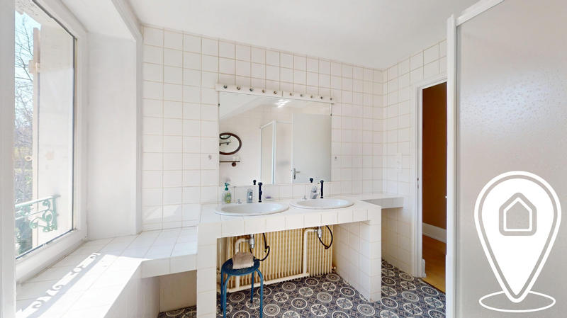 Appartement - 70 m² - 3 pièces