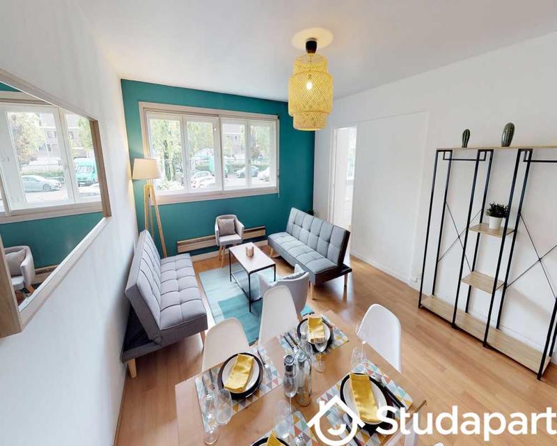 Chambre - 100 m² - 1 pièce