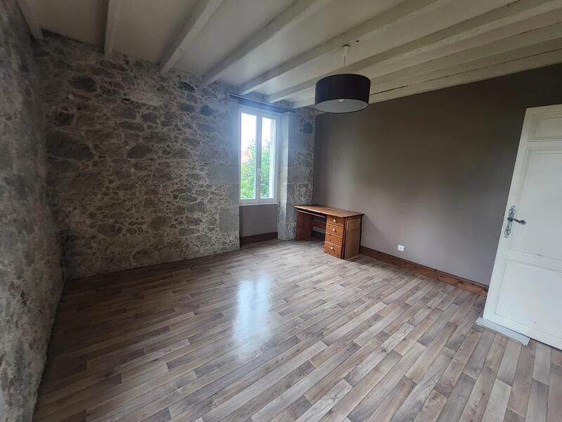 Maison de village - 159 m² - 7 pièces