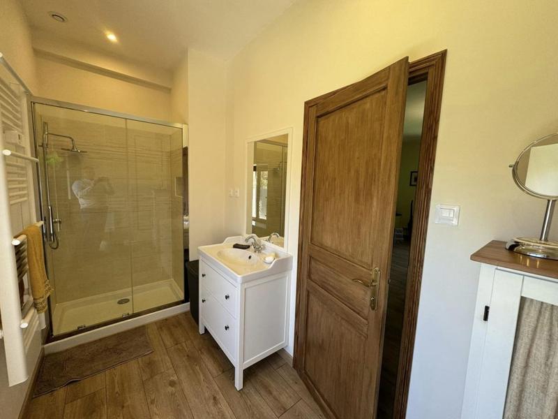 Maison - 300 m² - 12 pièces